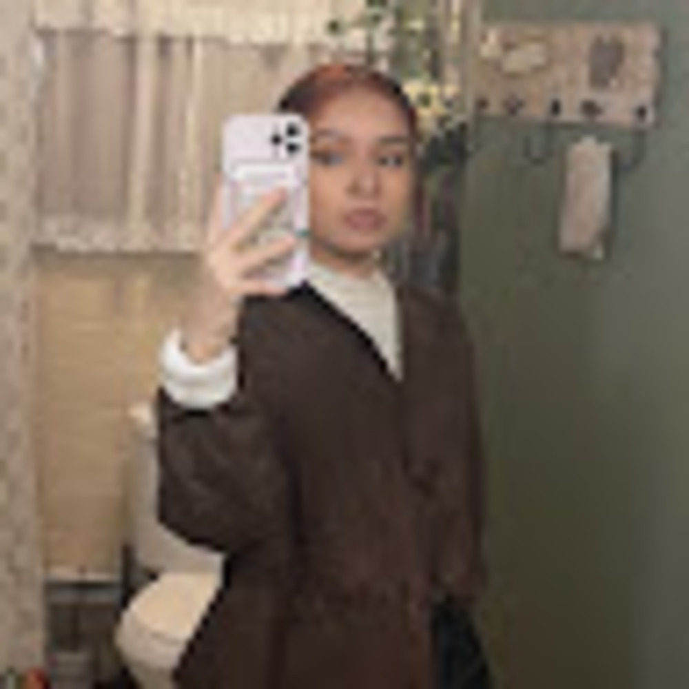 Meet your Posher, Mayra's video